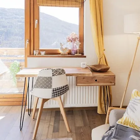 Privates Kaernten Mit Balkon Und Bergblick Plessnitz