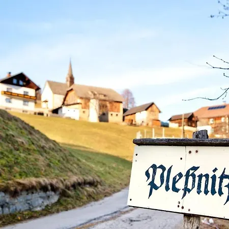 Privates Loft Auf 1200M Mit Kamin, Balkon & Hundegarten * Plessnitz