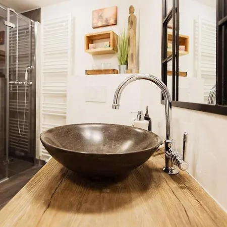 Privates Loft Auf 1200M Mit Kamin, Balkon & Hundegarten * Plessnitz
