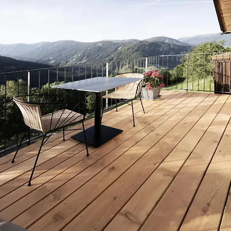 Privates Loft Auf 1200M Mit Kamin, Balkon & Hundegarten Lejlighed *