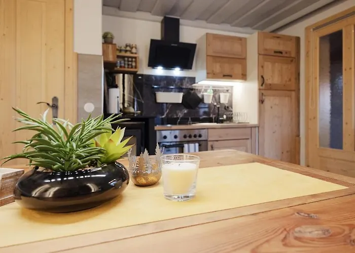 Privates Kaernten Mit Balkon Und Bergblick