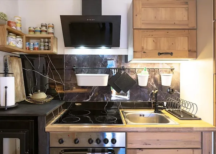 Privates Kaernten Mit Balkon Und Bergblick 아파트 *